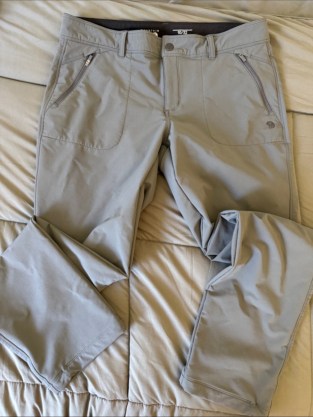 Mountain Hardwear Light Gray Stretch Cargo Pants